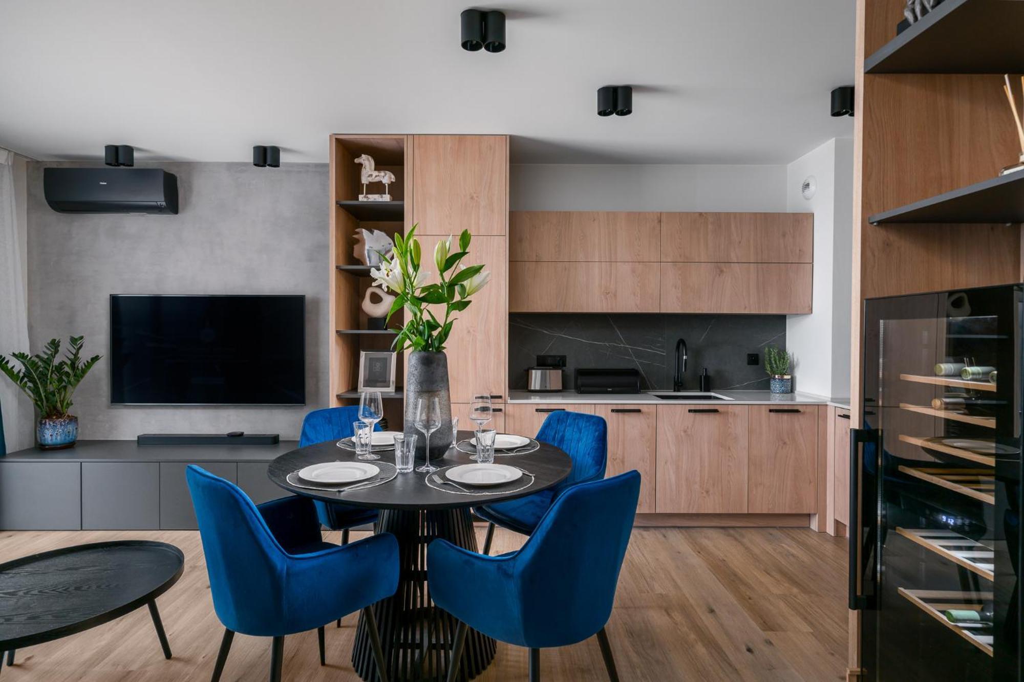 Nice View Apartment, Free Underground Parking, City Square 6 Min 弗罗茨瓦夫 外观 照片